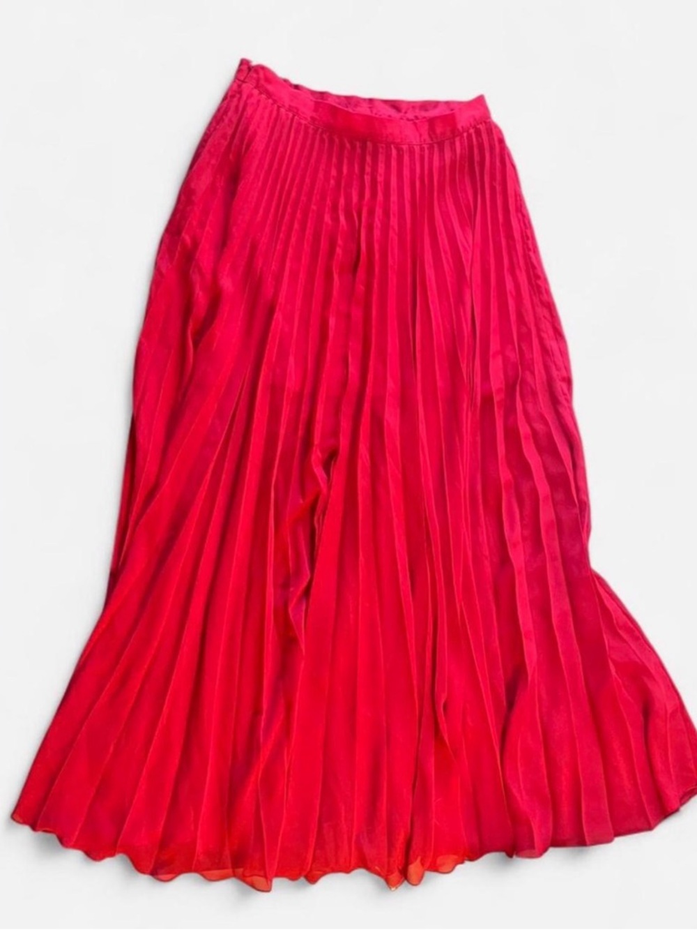 bebe Red Pleated A-Line Maxi Skirt - Picture 3 of 3